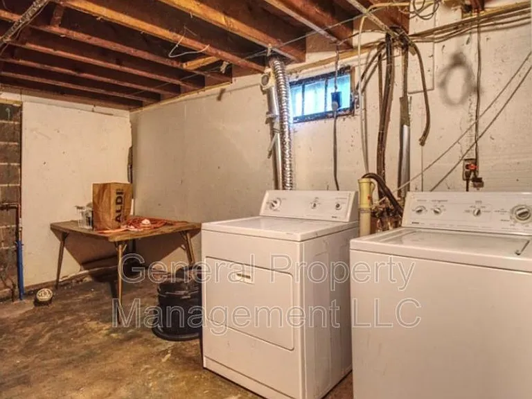 1715 Altoona Ave — Photo 13