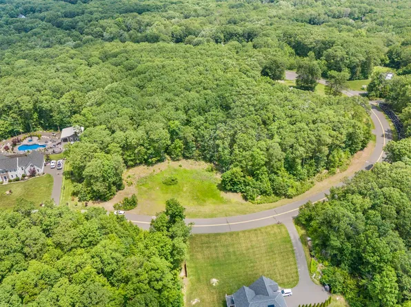 44 Cider Mill Heights, Granby, CT 06060