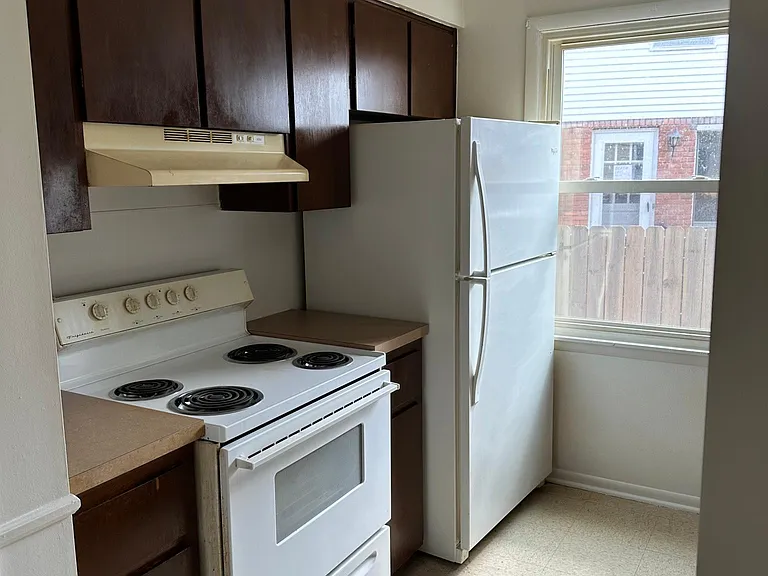 1616 Holland Ave #3 — Photo 9