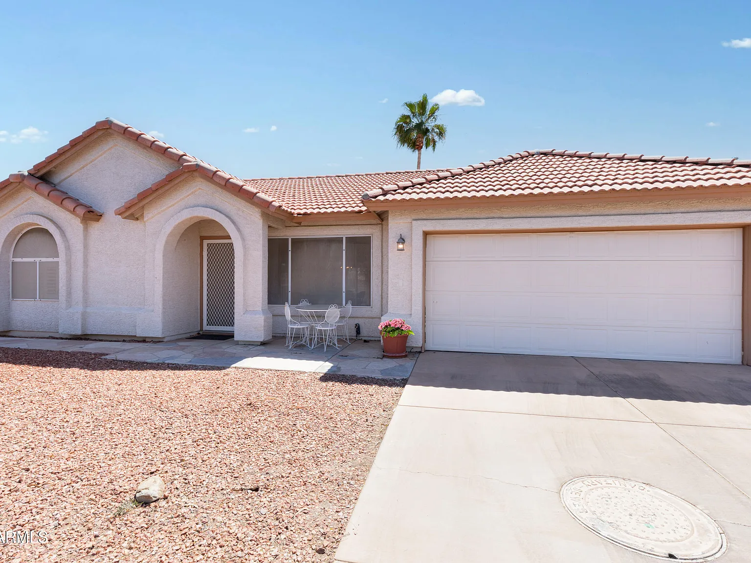 2 bed, 2.0 bath, 1065 sqft, $1,800 — Photo 2