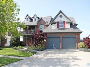 829 N Christopher St, Bowling Green, OH 43402