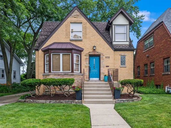 1032 Courtland Ave, Park Ridge, IL 60068
