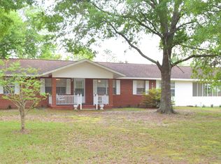 4080 Smokey Rd, Cottondale, FL 32431