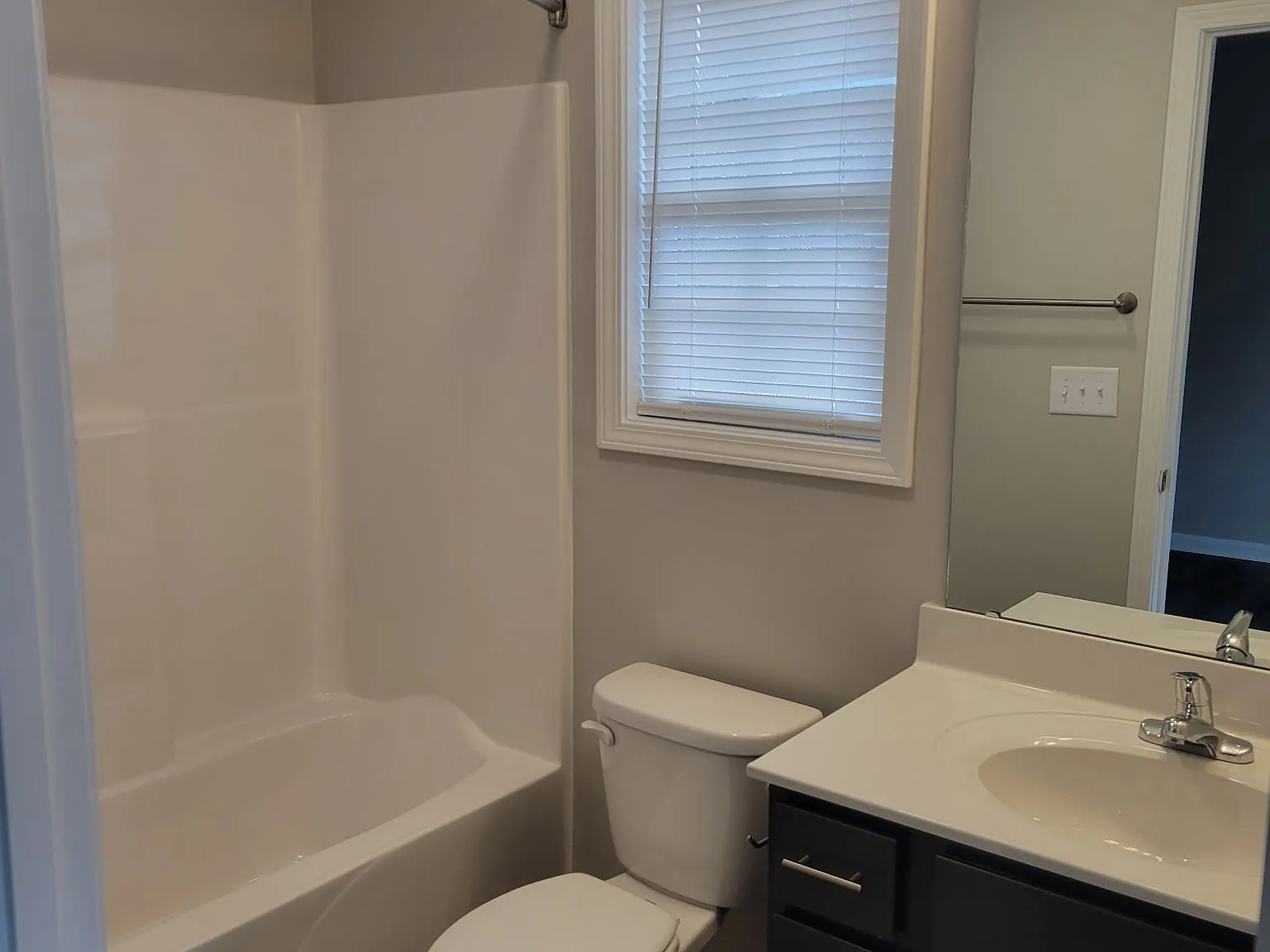 2 bed, $1,195 — Photo 4