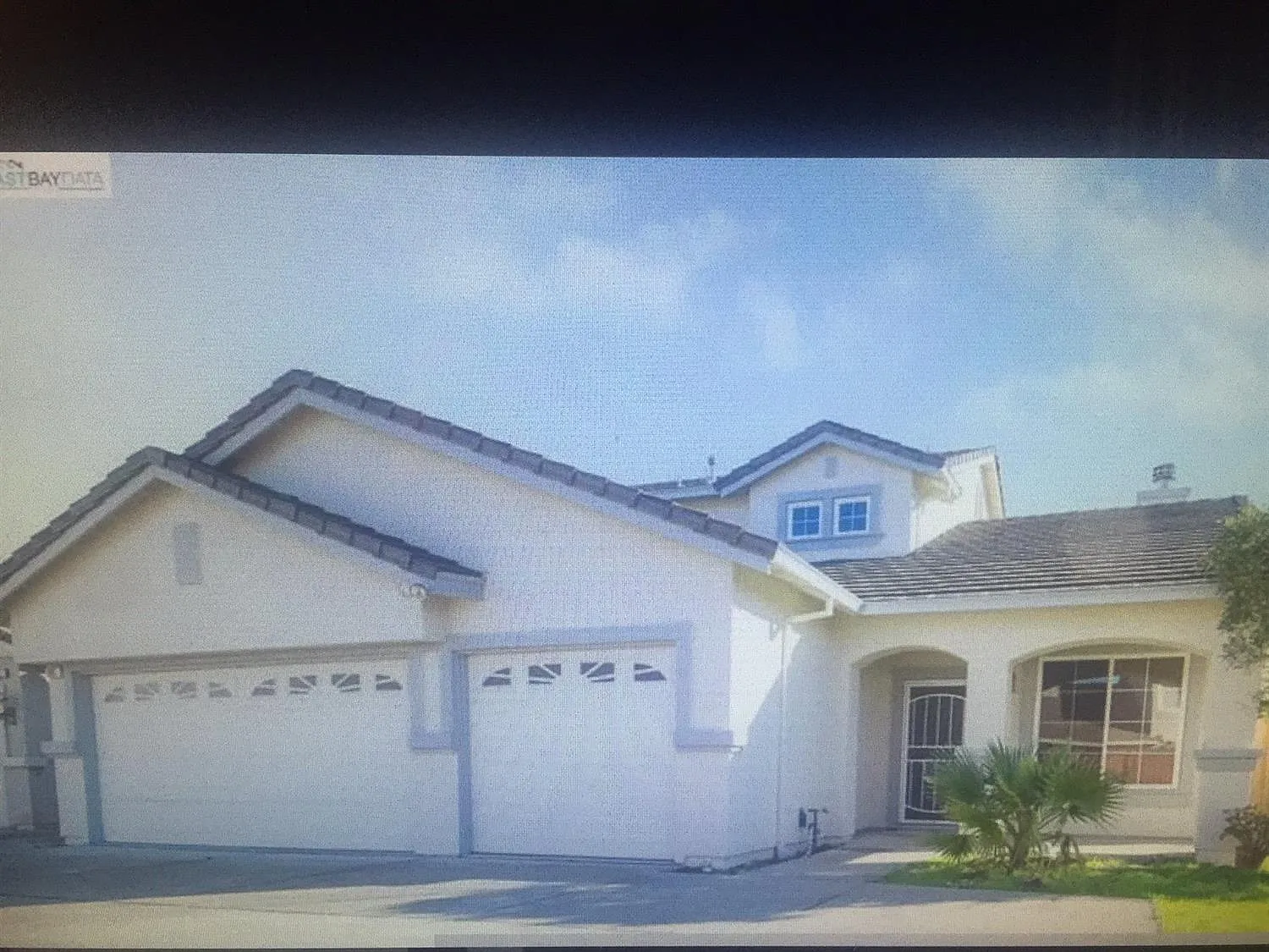 1081 Dawnview Ct photo 1