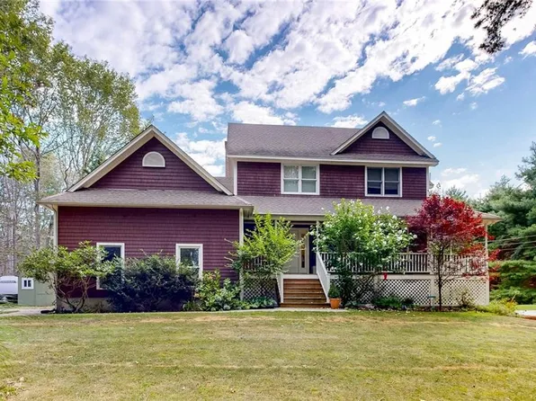 2 Morning Rd, Richmond, RI 02892