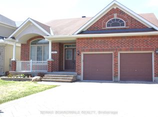 1861 Mickelberry Cres, Ottawa, ON K4A0P2