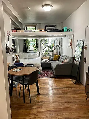 510 E 5th St #B — Photo 2