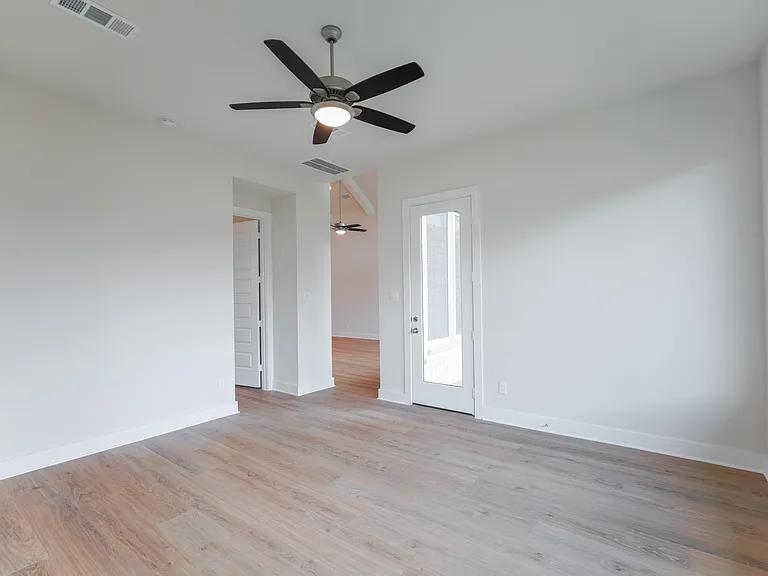 28156 Graywood Dr — Photo 15