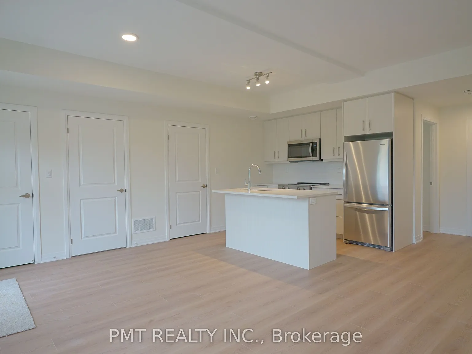 2 bed, $3,150 — Photo 1