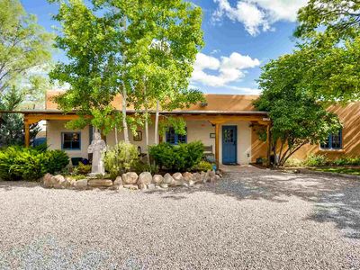 832 Dunlap St APT D, Santa Fe, NM, 87501