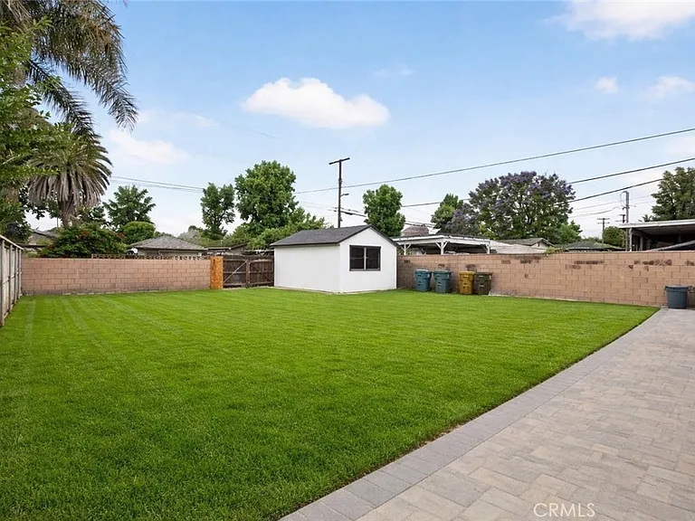 7359 Louise Ave — Photo 23