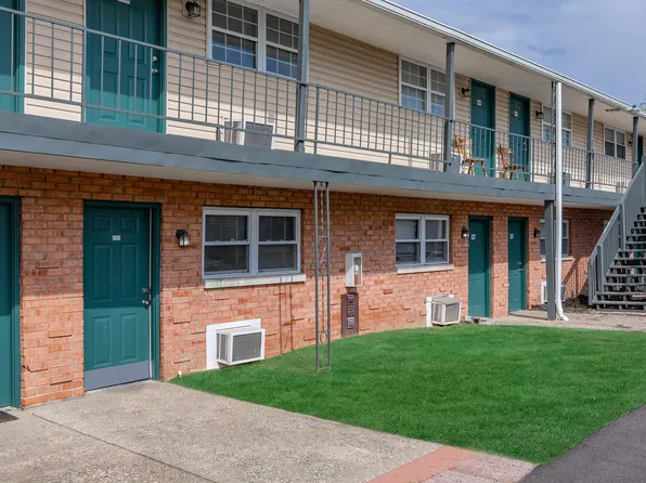 Spring Valley Flats, 4400 Spring Valley Rd #B7f02ff1e, Evansville, IN 47715