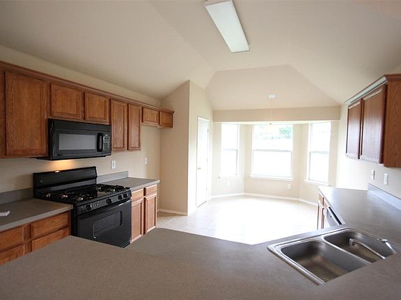 5th image of 9212 Chesapeake Ln
