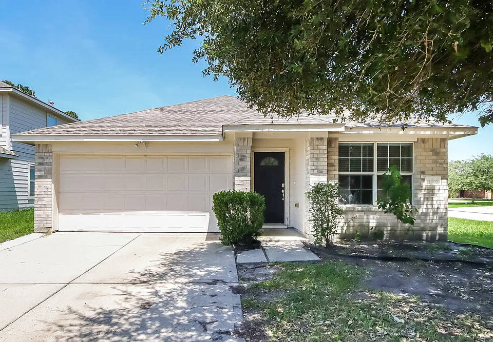 12002 Green Butte Ct