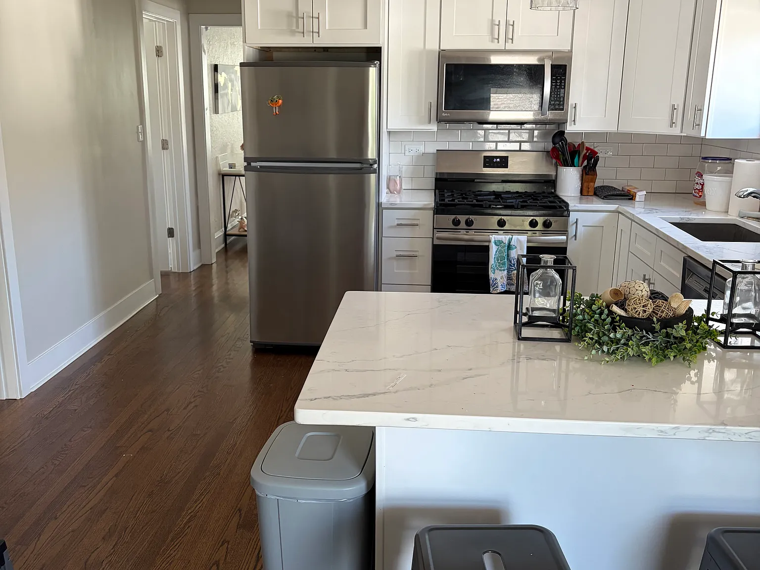 2 bed, $2,300 — Photo 3
