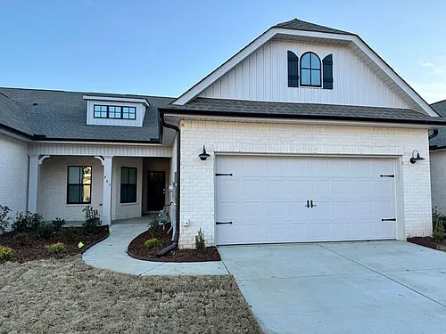 467 Raleigh Elm Dr Photo 1