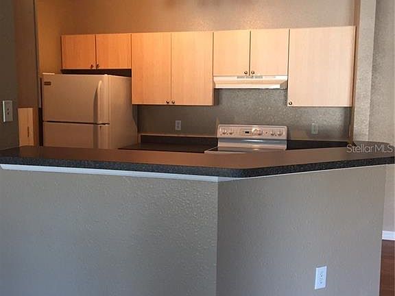 5th image of 3523 Hampshire Ct APT 102