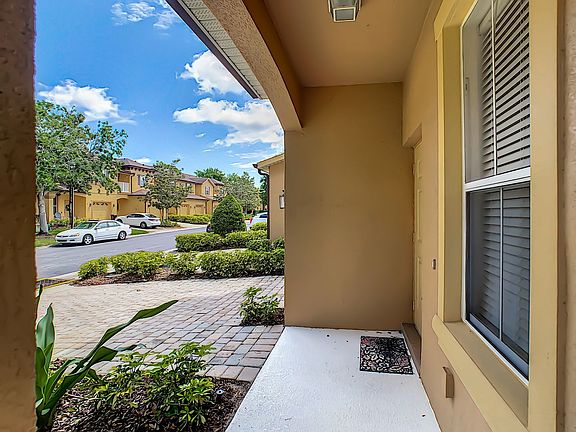 3rd image of 1210 Long Oak Way
