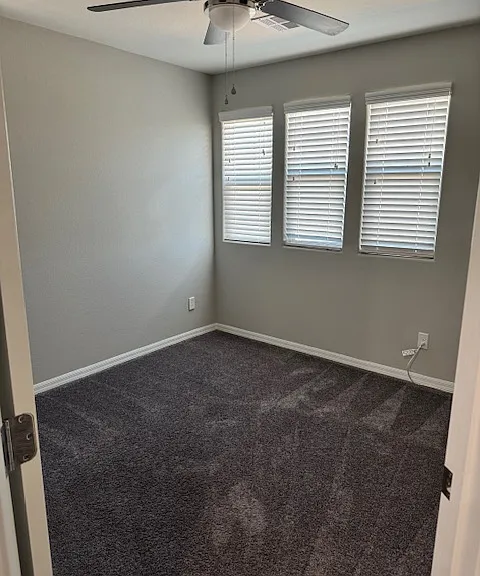 301 Resolute Ave — Photo 14