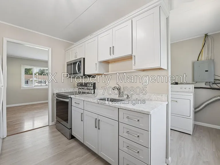 4493 Saint Ann Ln — Photo 14