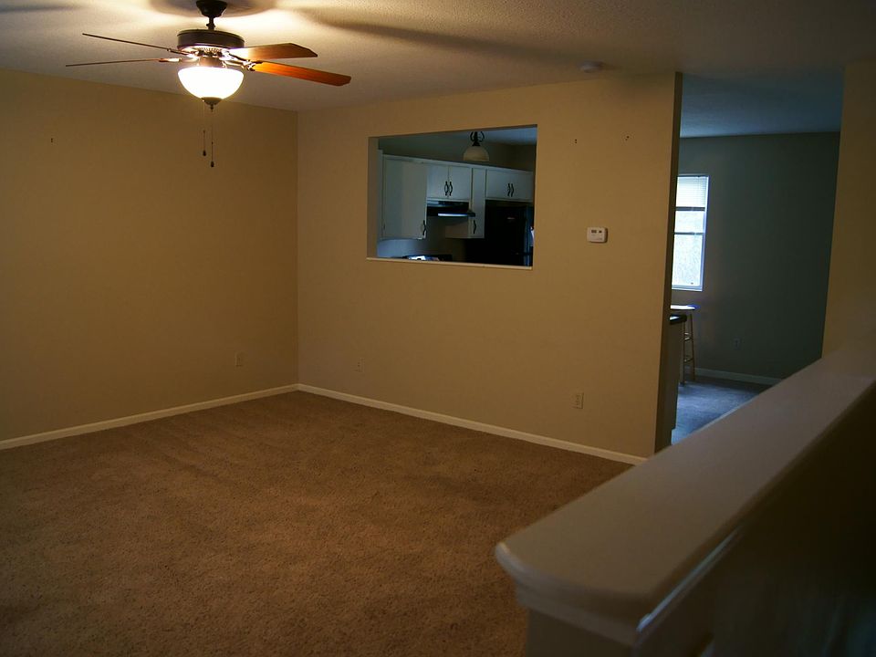 2nd image of 210 Riverview Dr