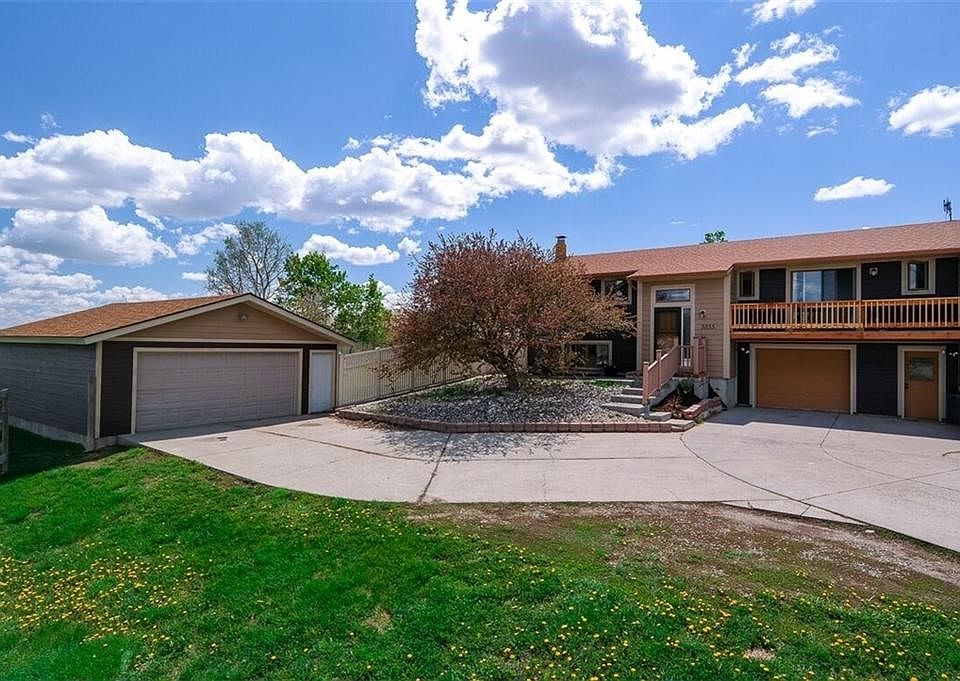 1st image of 3855 Quarter Circle Dr