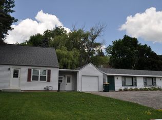 102 W Commerce Blvd, Slinger, WI 53086