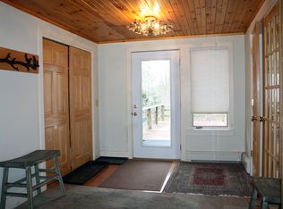 636 Hanover Center Rd, Hanover, NH 03755