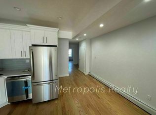 21-75 Steinway St #B, Astoria, NY 11105