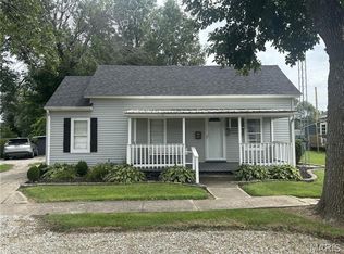 310 W Home St, Vandalia, MO 63382