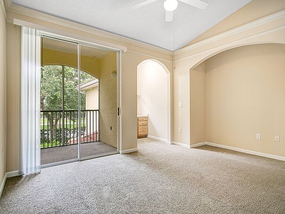 4th image of 12016 Villanova Dr APT 106