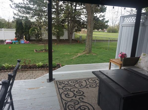 1418 Shaker Dr, Troy, MI 48083
