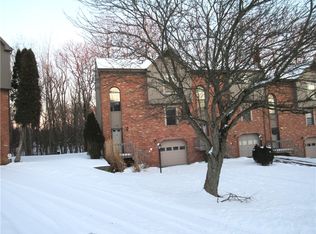613 Sunset Cir, Cranberry Township, PA