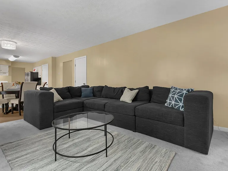 3084 Highland Park Dr — Photo 11