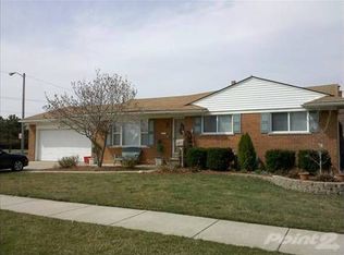 31009 Roan Dr, Warren, MI 48093