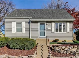 7830 W Fairview Ave, Milwaukee, WI 53213