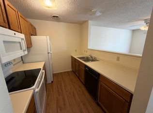 2406 N Grand Ave #A, Roswell, NM 88201