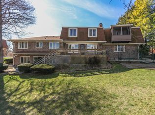 3140 Lake Ct, Greenwood, IN