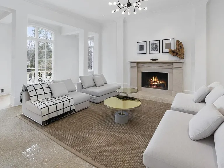 997 Davis Dr — Photo 12