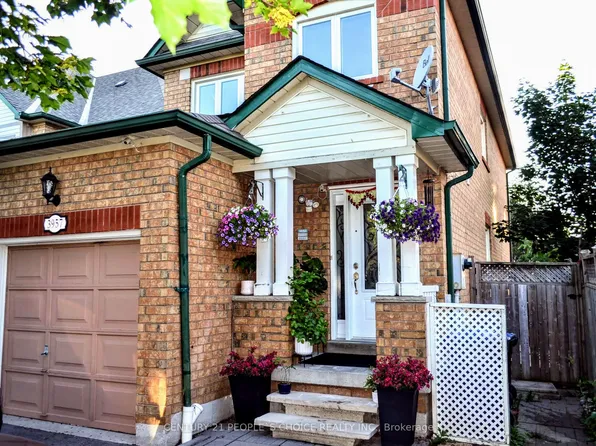 3957 Discovery Ct, Mississauga, ON L5N 7H8