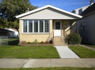 6045 S Massasoit Ave, Chicago, IL 60638