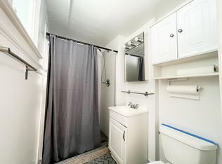 162 Manetto Hill Rd, Plainview, NY 11803