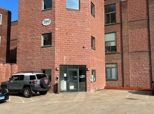 390 Charles St APT 310, Bridgeport, CT 06606