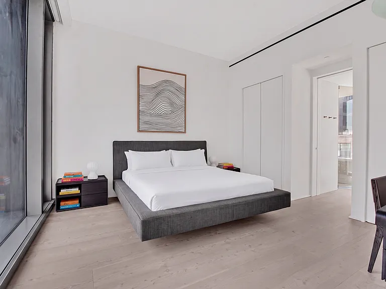 160 Leroy St #8AS — Photo 8