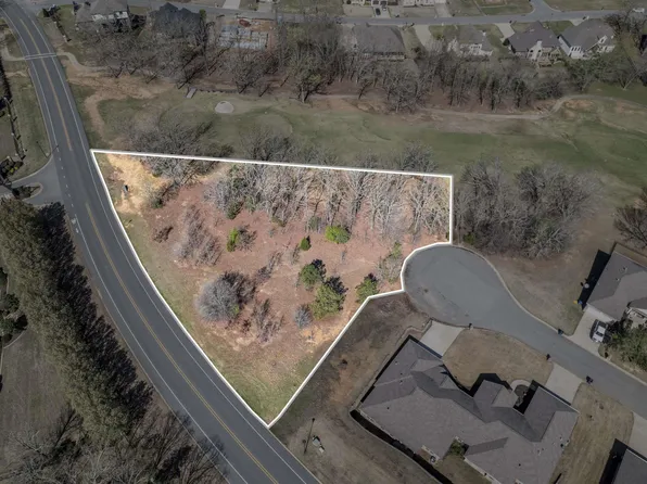 22 Algonquin Ct, Cabot, AR 72023