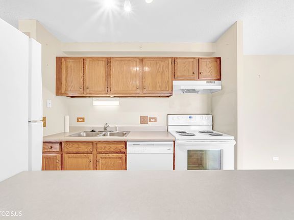 5th image of 1840 Huntington Blvd APT 607
