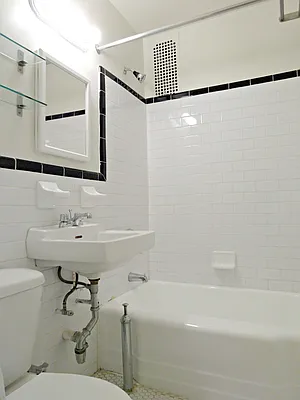 Rented by DSA Realty | media 17