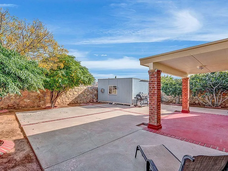 1460 Paseo De Flor St — Photo 22