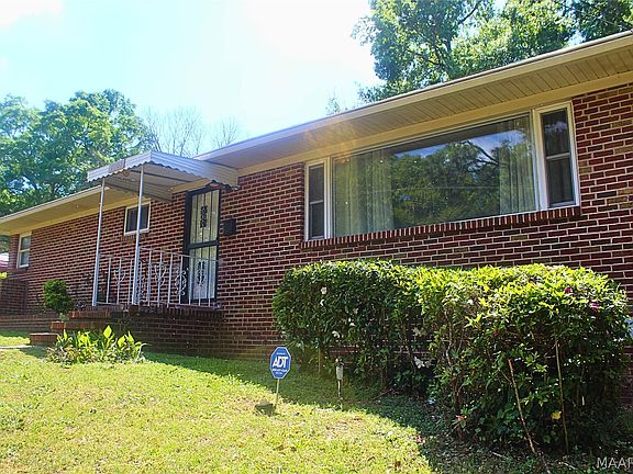 2nd image of 1002 Rosedale Dr